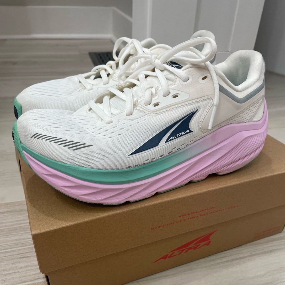 Women’s Altra Olympus Orchid